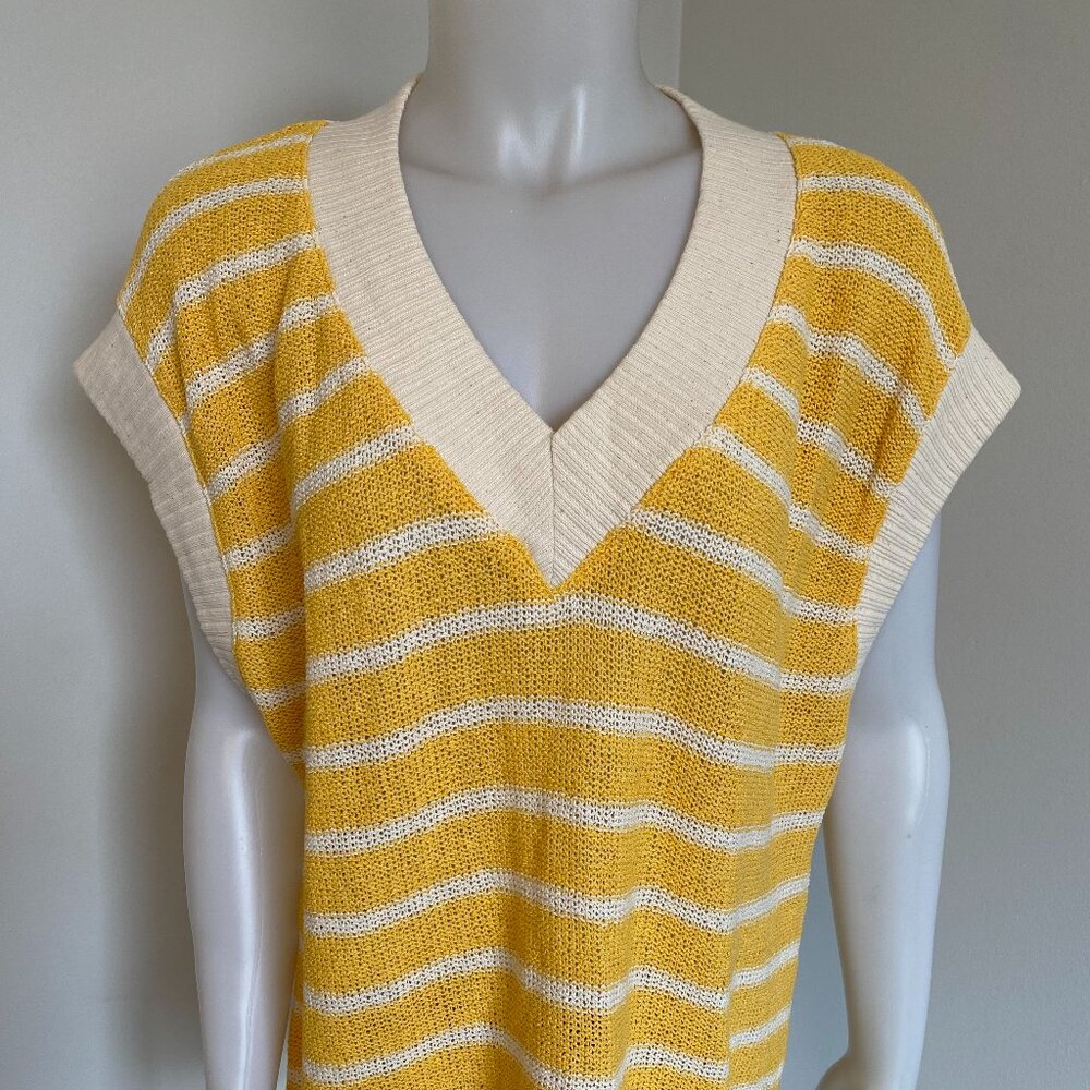 Zara yellow and white 2 piece lounge wear set with tags